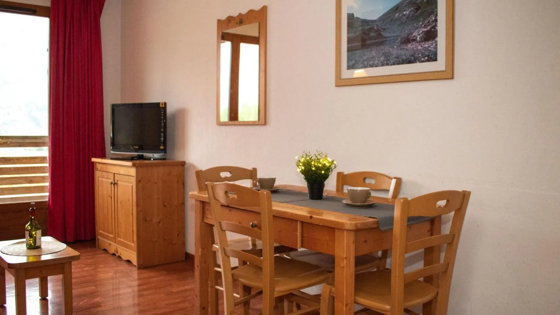 Appartement 2 Pieces Avec Balcon, 4 Pers, Animaux Admis, Parking - Fr-1-504-488 SuperDevoluy France